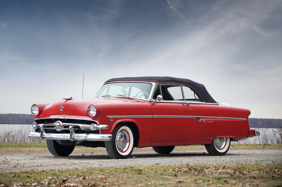  Ford Crestline Sunliner Convertible 1954 года  (фото 1 из 9)